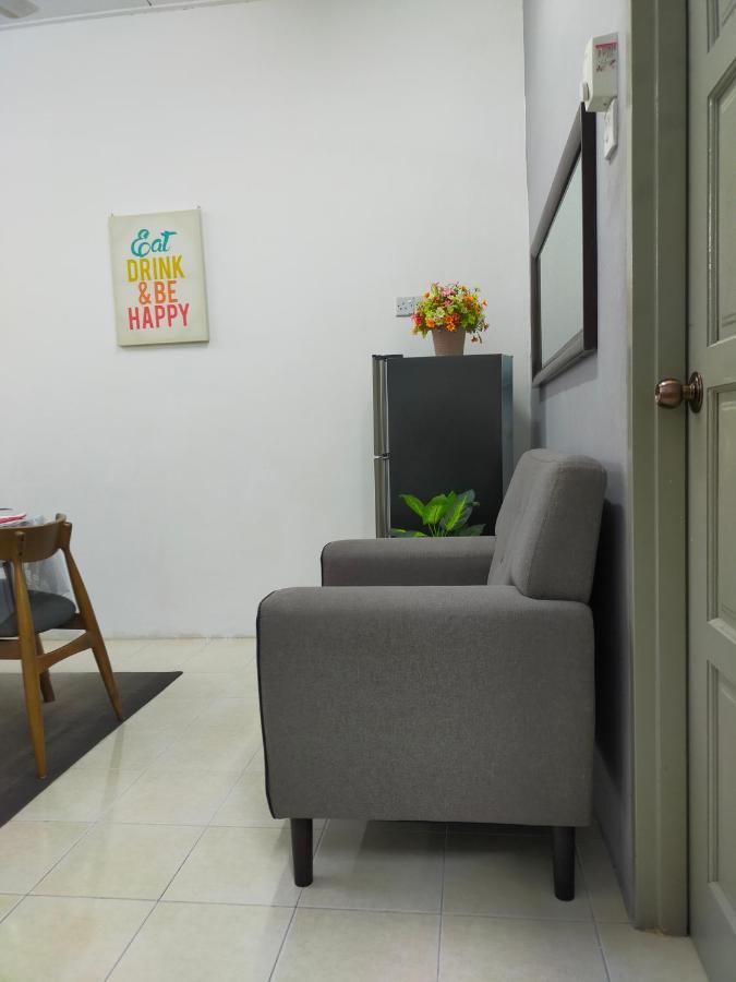D'Port Dicksonmuslimonly Homestay Esterno foto